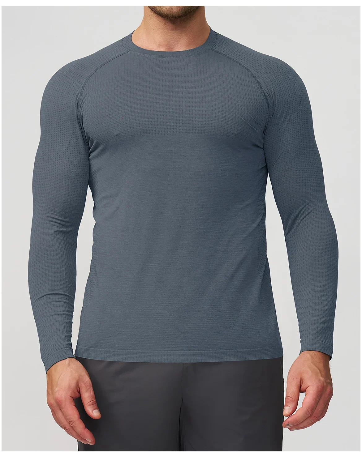 Raglan training top — Front reference