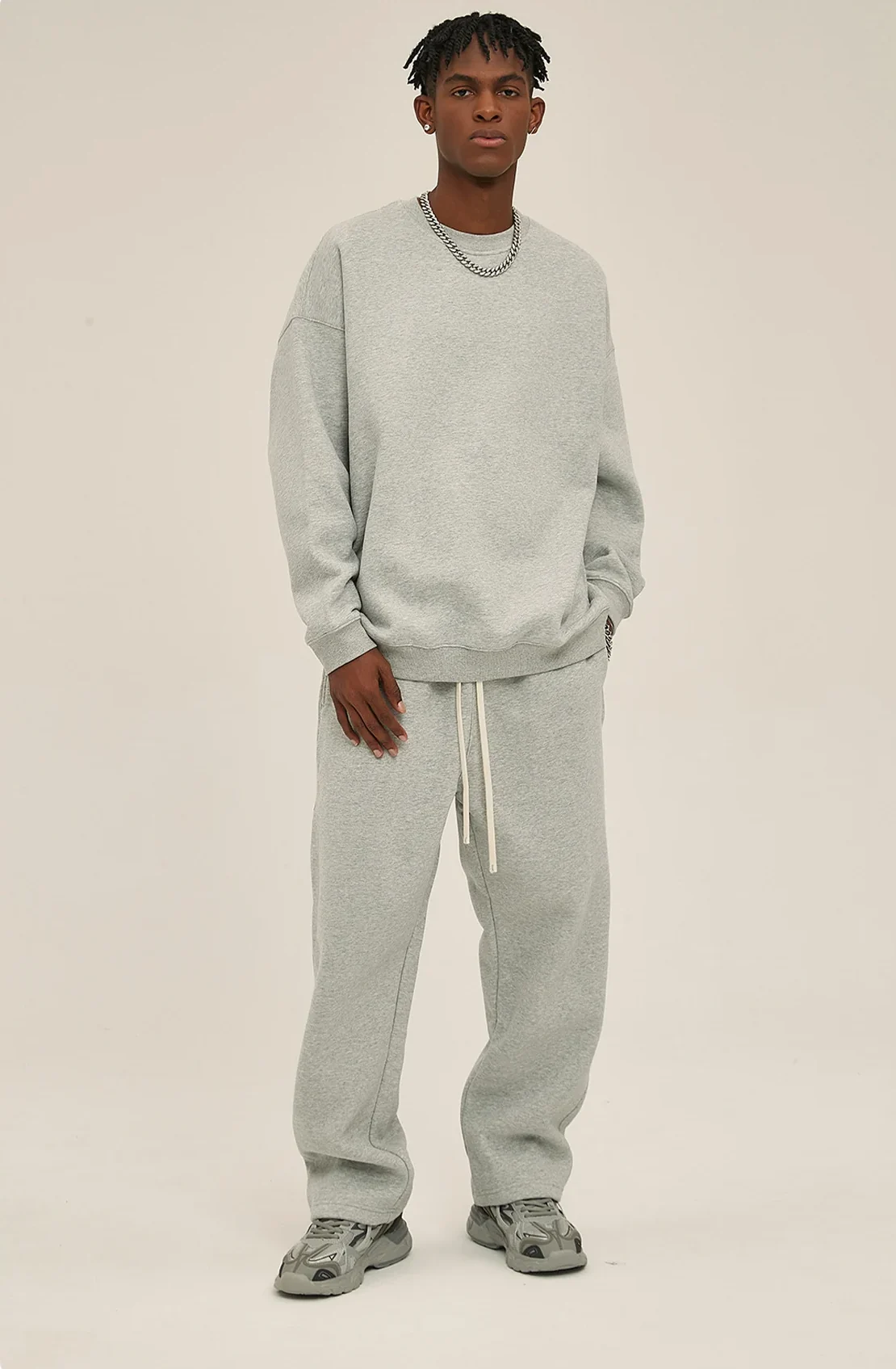 Crewneck sweat set — Set reference · Light gray