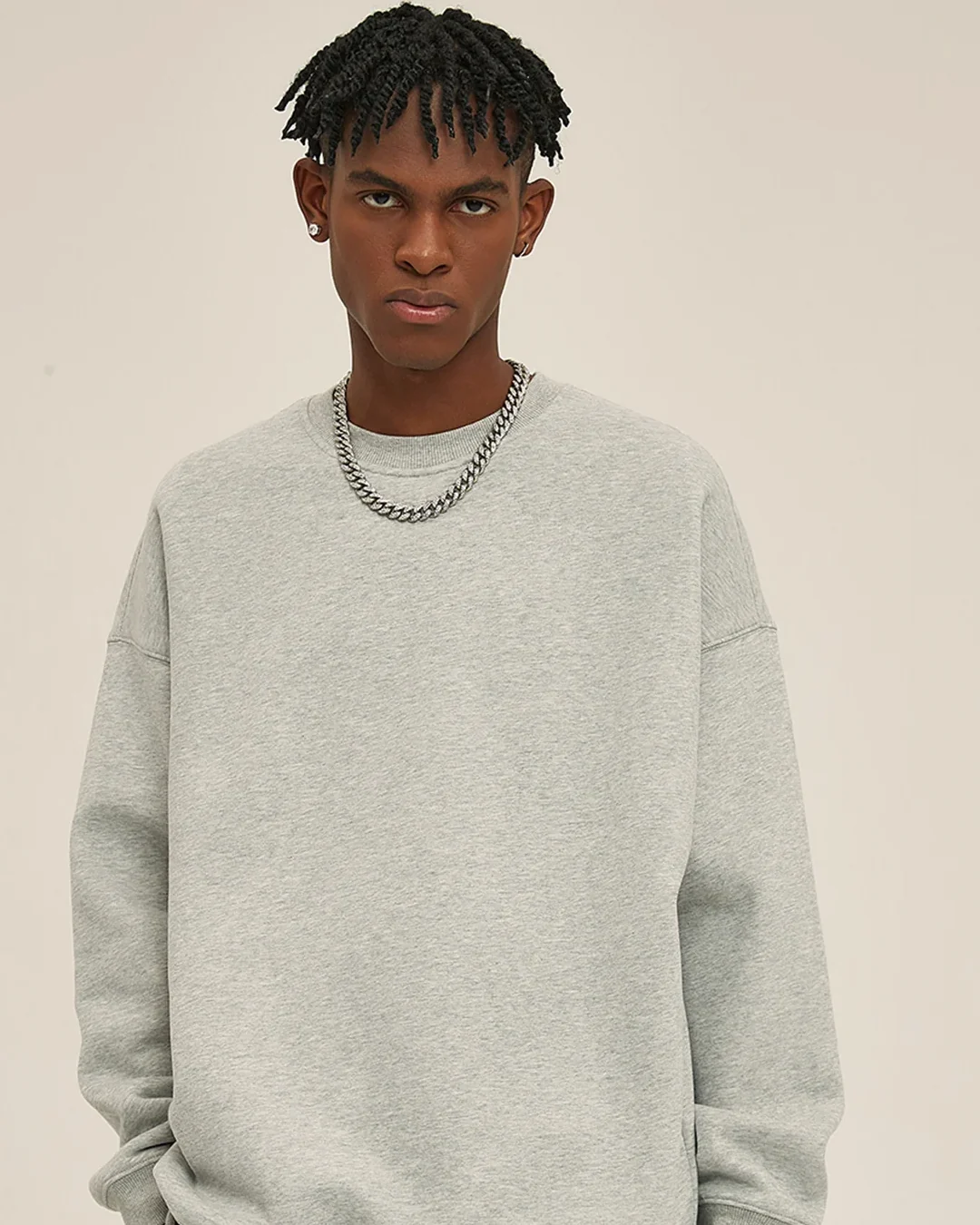 Crewneck sweat set — Top detail · Light gray