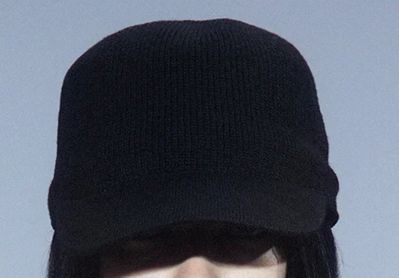 Knit visor cap — Knit & brim detail