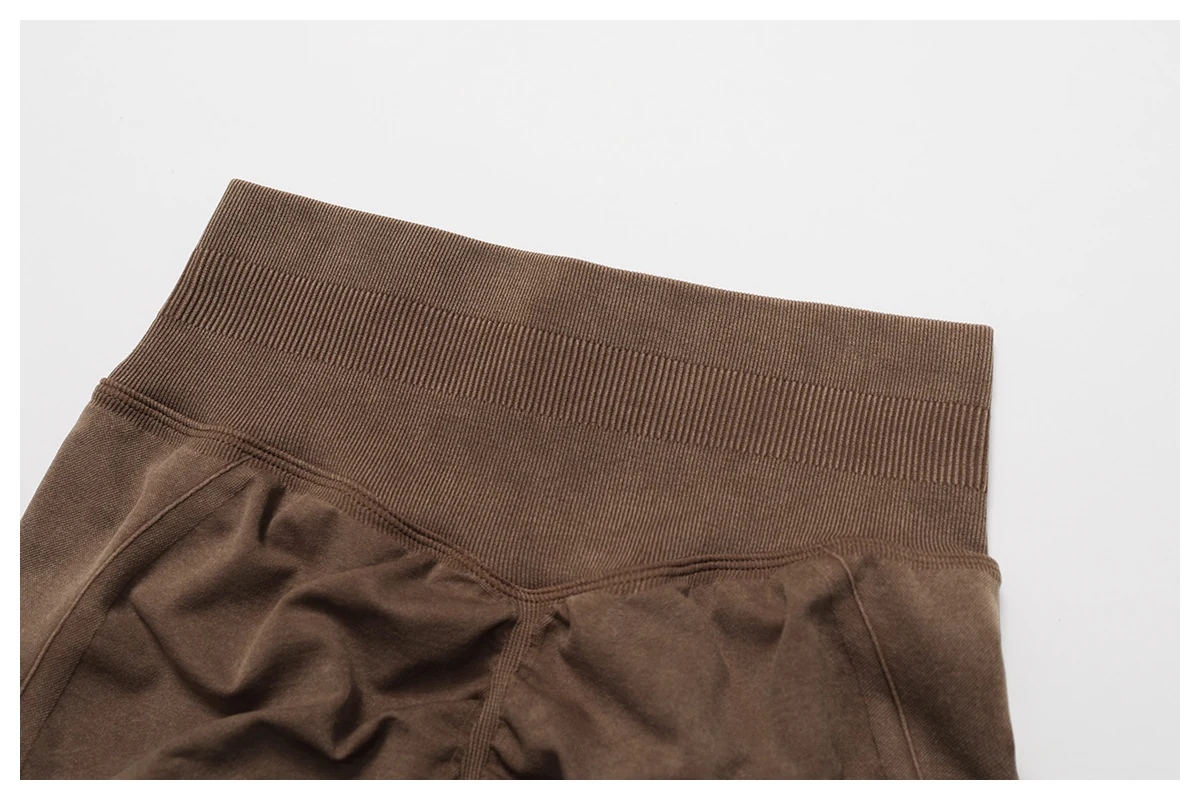 YEEGEM YGCK5064 washed seamless sculpting leggings, rear waistband detail