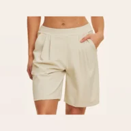 YEEGEM YGDK8793 relaxed pleated training shorts, cream front