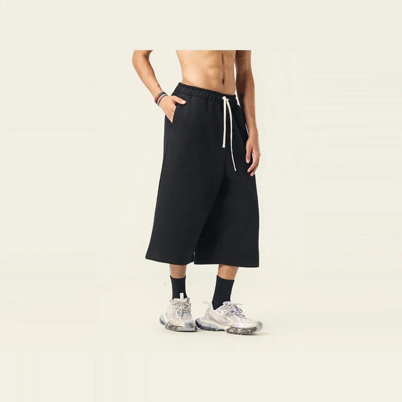 YEEGEM YGK7313 black angled