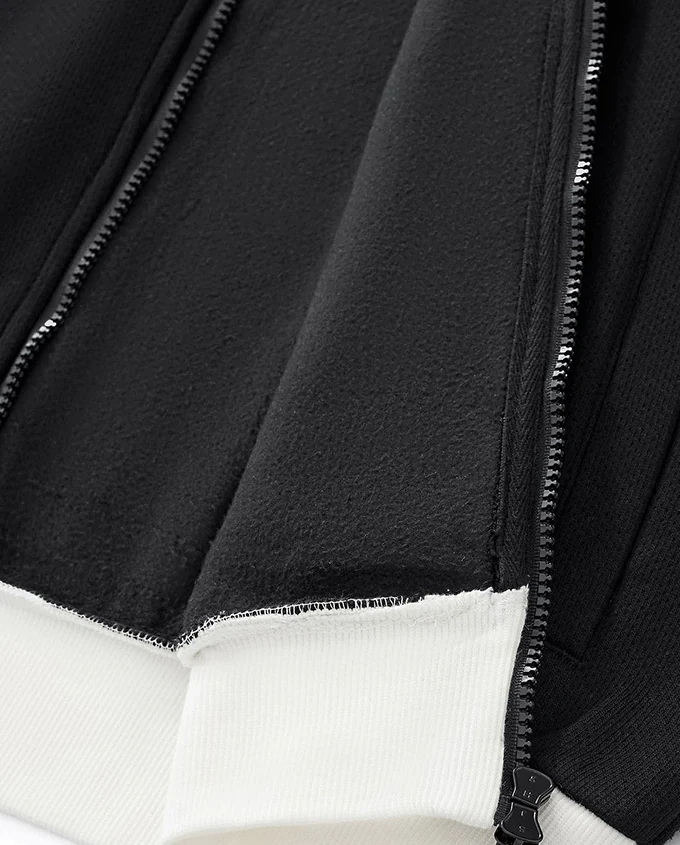 YEEGEM YGL917 front zip detail